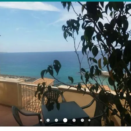 La Terrazza Sul Mare Apartment