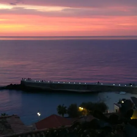 La Terrazza Sul Mare 皮佐